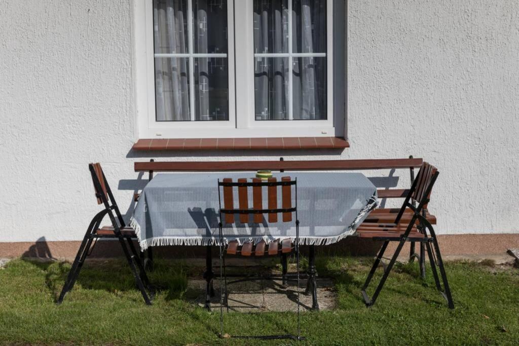 Leuchtturmblick - Ferienwohnung für die Familie in Grieben Insel Hiddensee Exterior foto